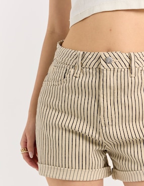 Short Mossimo para mujer