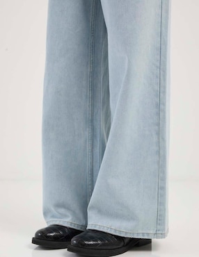 Jeans relaxed campana Mossimo para mujer