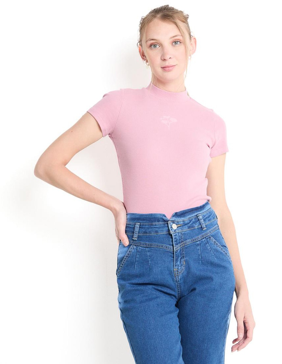 Playera manga corta cuello alto para mujer 1
