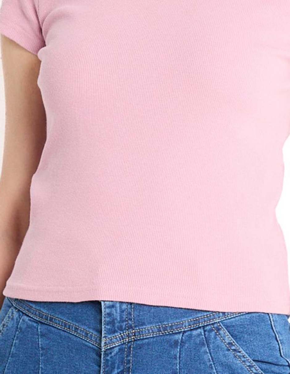 Playera manga corta cuello alto para mujer 5