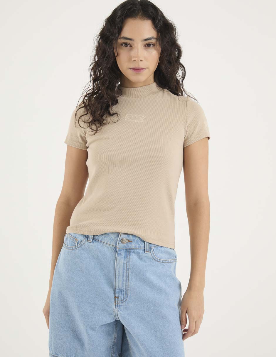 Playera manga corta cuello alto para mujer Playera manga corta cuello alto para mujer