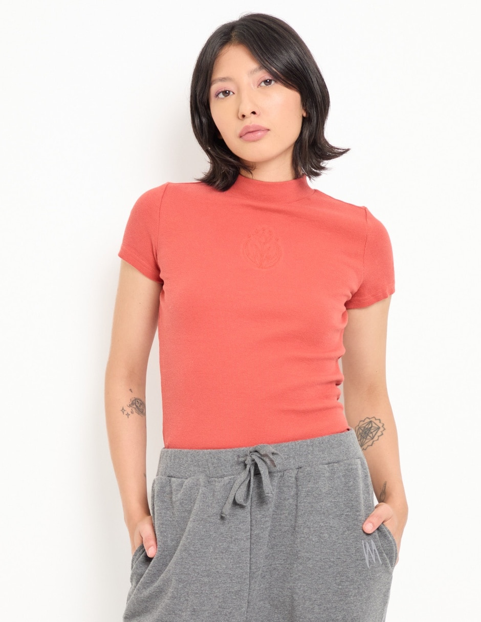 Playera manga corta cuello alto para mujer Playera manga corta cuello alto para mujer