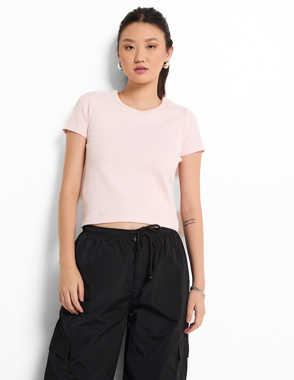 Playera manga corta cuello redondo para mujer