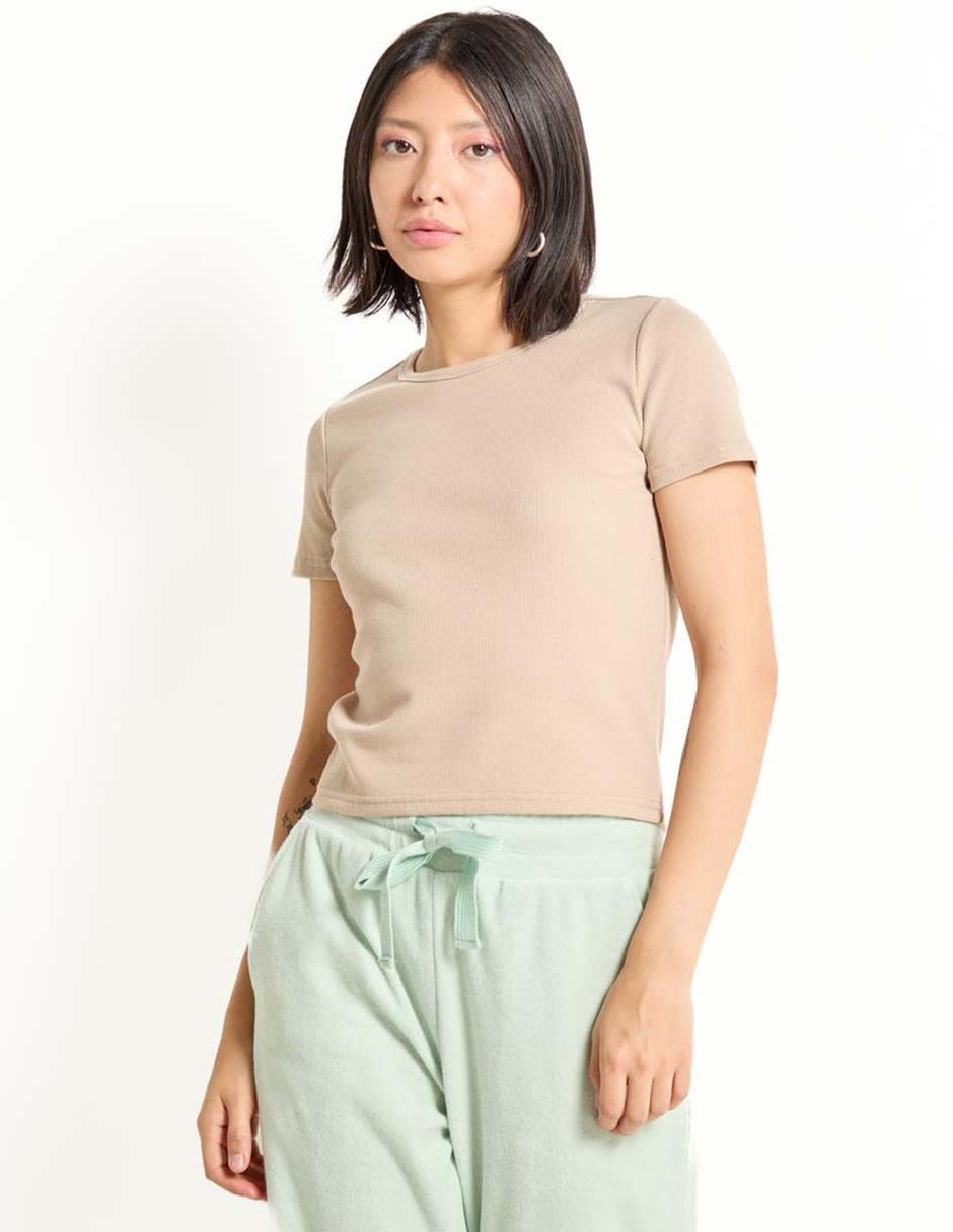 Playera manga corta cuello redondo para mujer