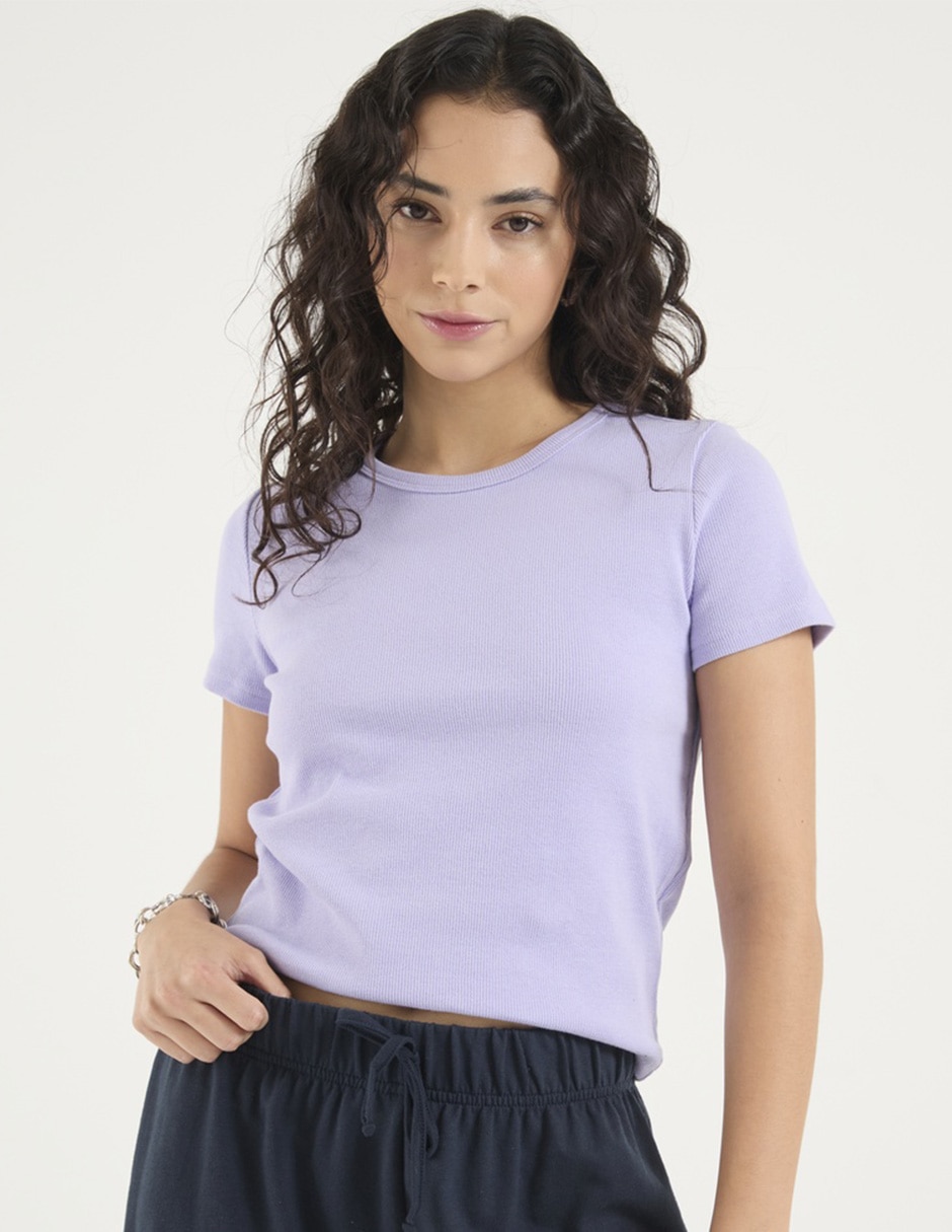 Playera manga corta cuello redondo para mujer