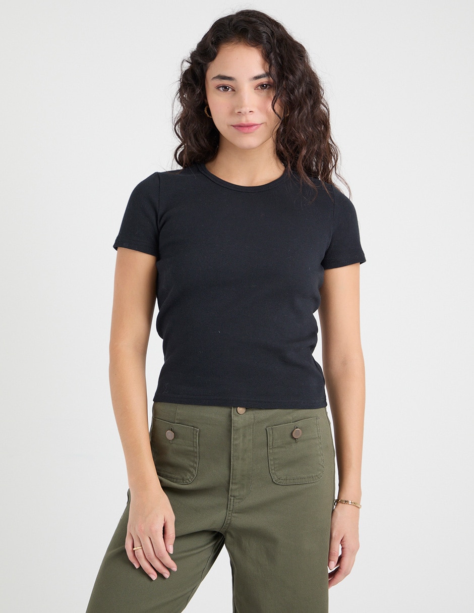 Playera manga corta cuello redondo para mujer