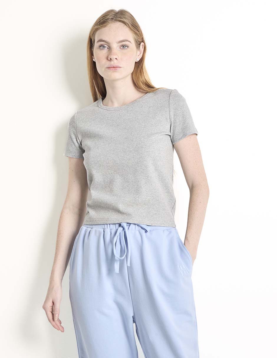 Playera manga corta cuello redondo para mujer