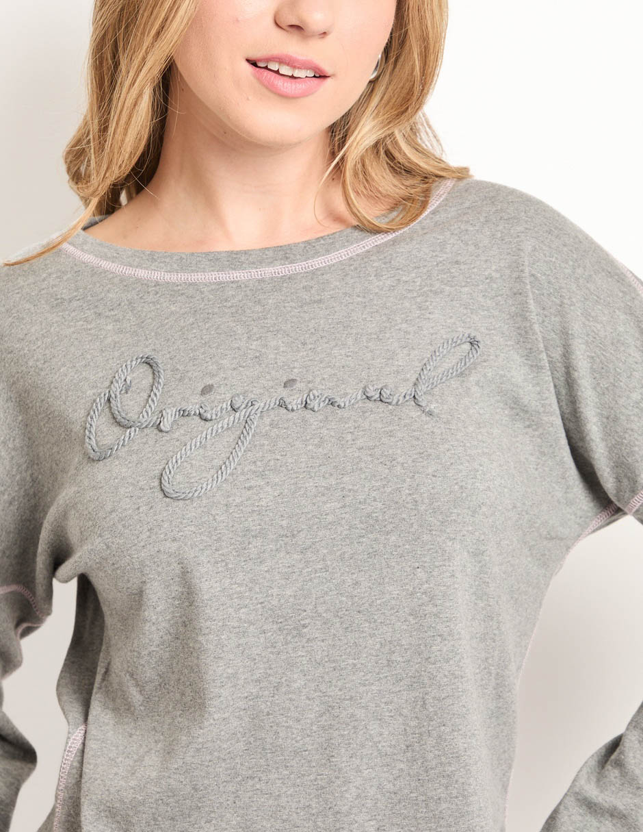 Playera manga larga cuello redondo para mujer 4
