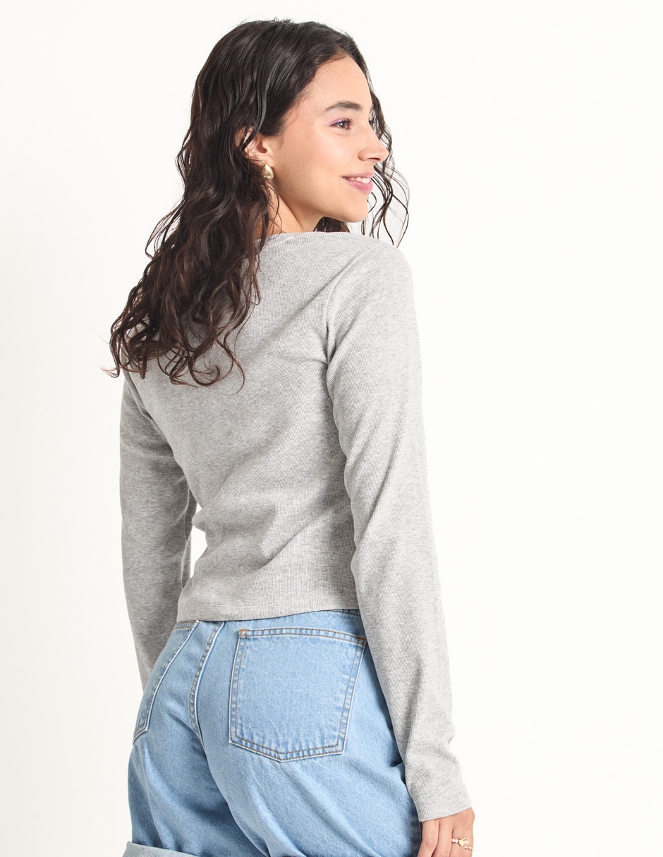Playera manga larga cuello redondo para mujer 2