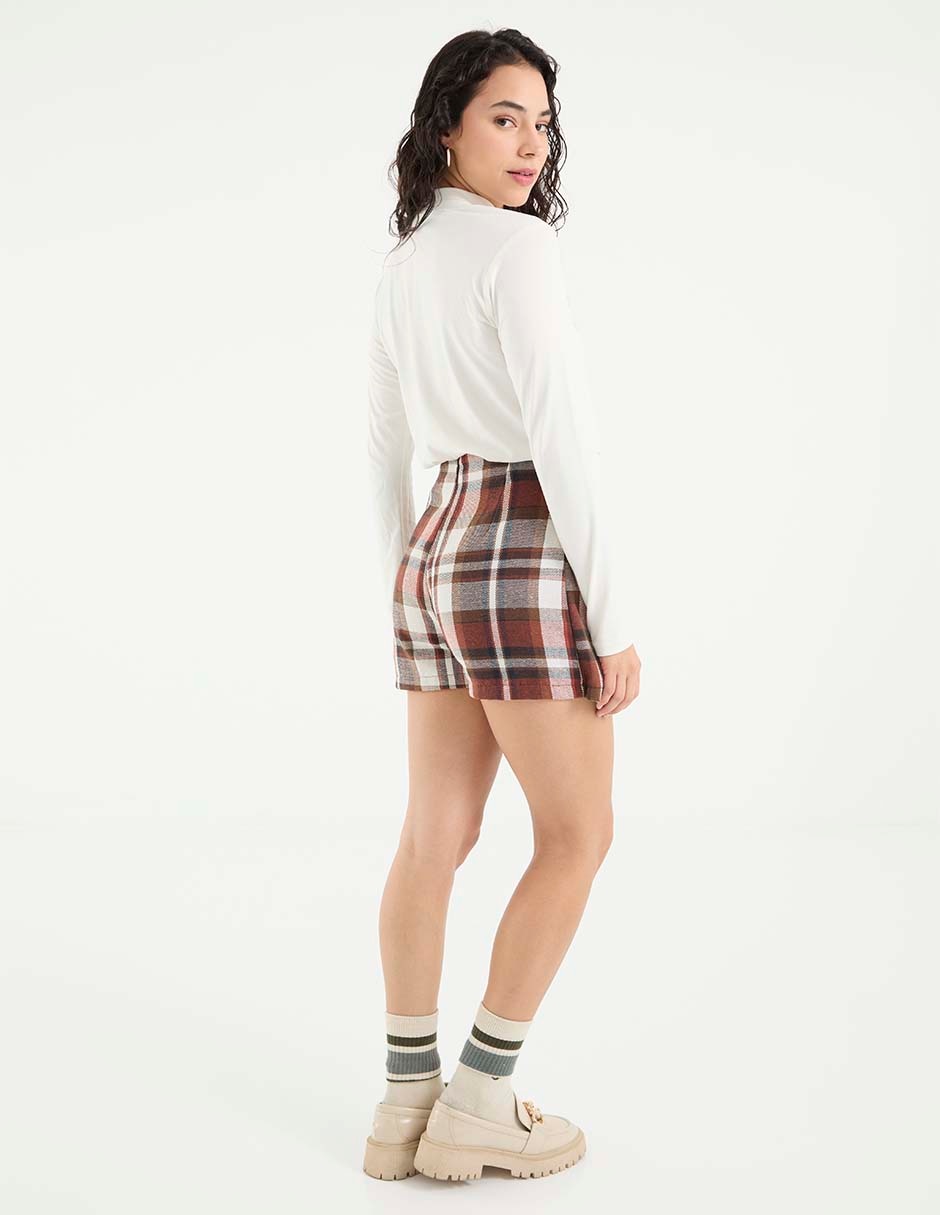 Falda short a la cintura 2