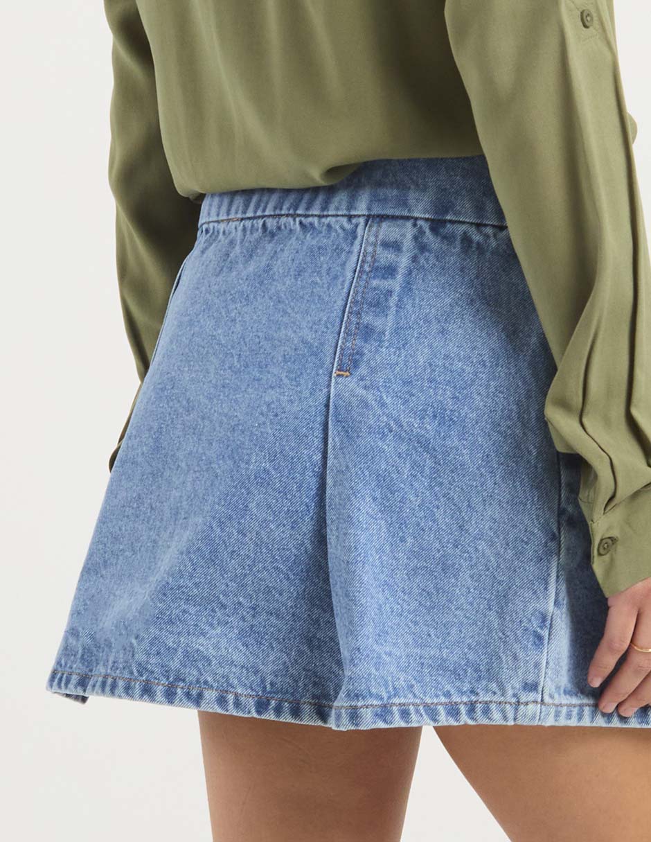 Falda mini a la cintura 5