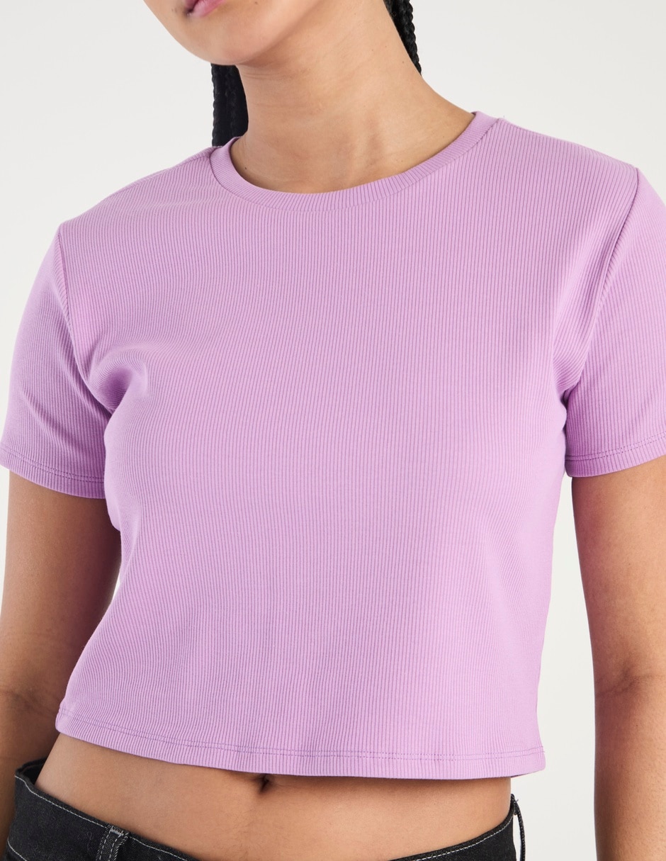 Playera manga corta cuello redondo para mujer 4