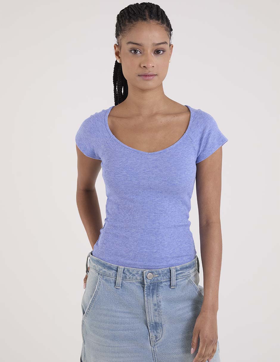 Playera manga corta cuello V para mujer 2
