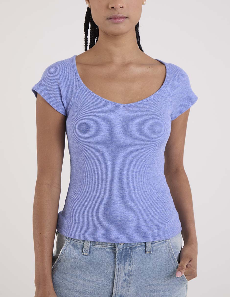 Playera manga corta cuello V para mujer 7